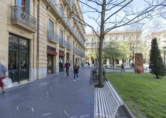 The Collection - Buen Pastor Iii * San Sebastián